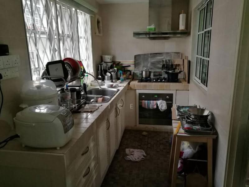 Rumah Teres 2.5-Tingkat untuk Dijual di Bandar Puteri Puchong (Puchong) - Shanice Low - Kitchen - PropertyGuru.com.my