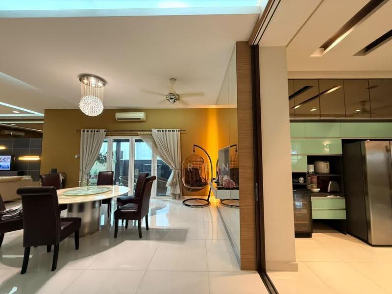 Bungalow House for Sale in Batu 9 (Cheras) - KAREN SIA - Dining Room - PropertyGuru.com.my