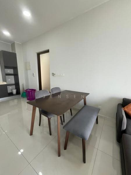 Kondominium untuk Disewa di Amberside @ Country Garden Danga Bay - Jensen Goh - Dining Room - PropertyGuru.com.my