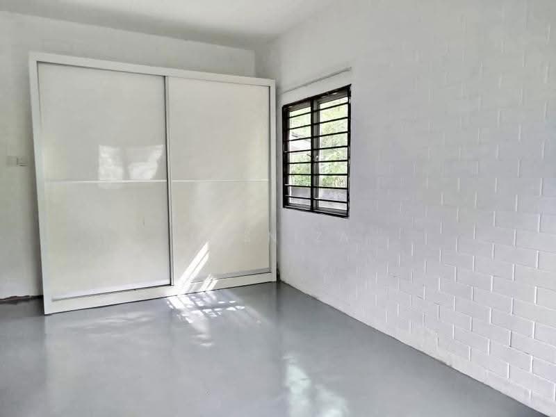 Bungalow House for Rent in Taman Masgenuine (Sungai Buloh) - Hasniza Ibrahim - Interior - PropertyGuru.com.my