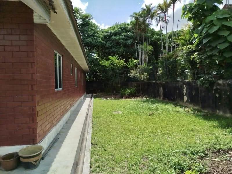 Bungalow House for Rent in Taman Masgenuine (Sungai Buloh) - Hasniza Ibrahim - Exterior - PropertyGuru.com.my
