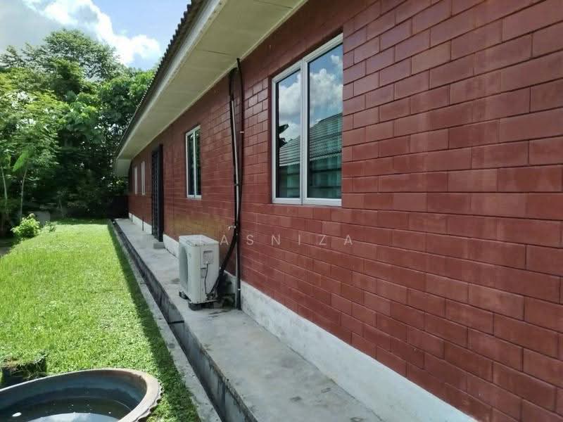 Bungalow House for Rent in Taman Masgenuine (Sungai Buloh) - Hasniza Ibrahim - Exterior - PropertyGuru.com.my