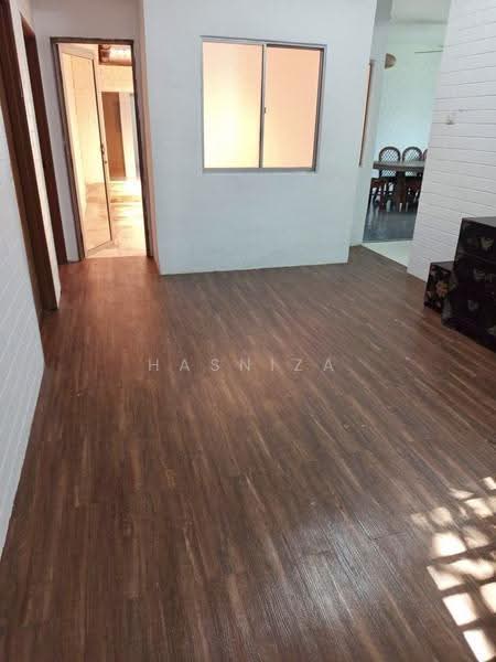 Bungalow House for Rent in Taman Masgenuine (Sungai Buloh) - Hasniza Ibrahim - Interior - PropertyGuru.com.my