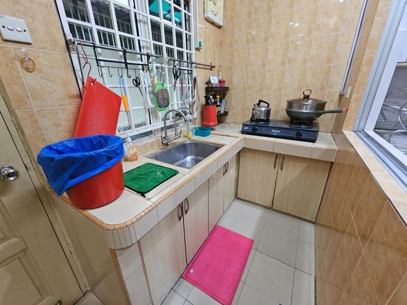 2.5-storey Terraced House for Sale in Taman Megah (Petaling Jaya) - KAREN - PropertyGuru.com.my