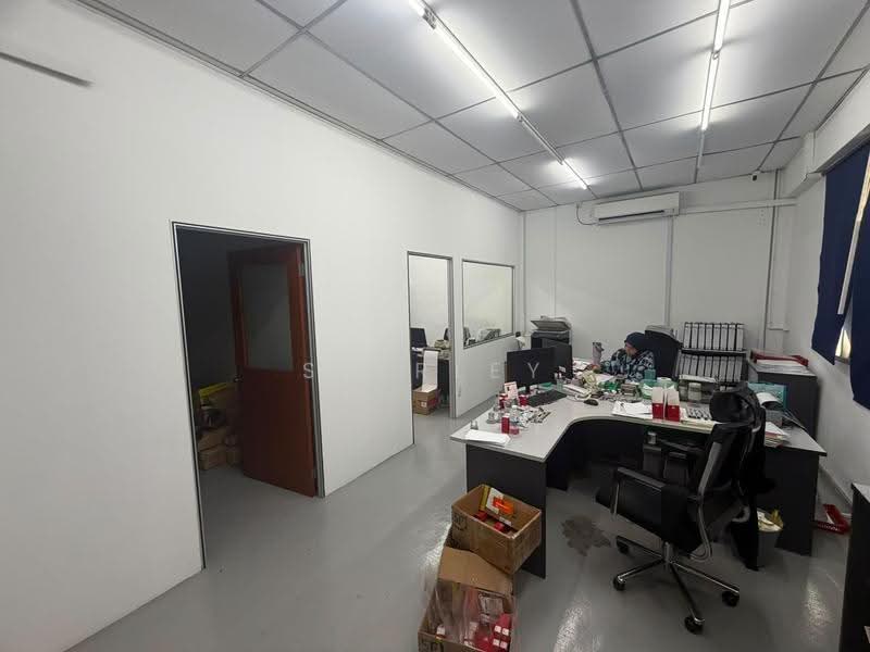 Terrace Factory for Sale in Taman Desa Jaya (Johor Bahru) - Shirley Pang - Interior - PropertyGuru.com.my