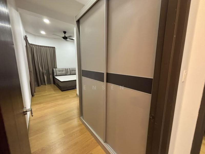 Condominium for Rent at Lovell @ Country Garden Danga Bay - Jensen Goh - Bedroom - PropertyGuru.com.my