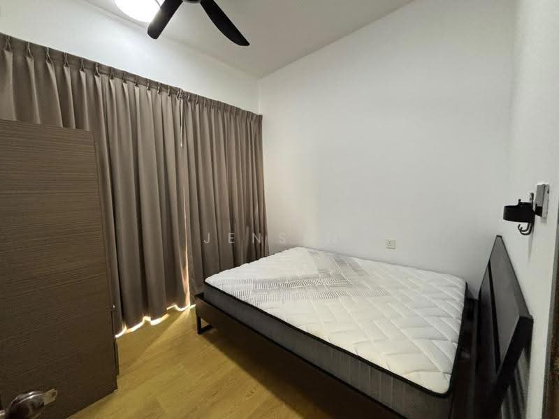 Condominium for Rent at Lovell @ Country Garden Danga Bay - Jensen Goh - Bedroom - PropertyGuru.com.my
