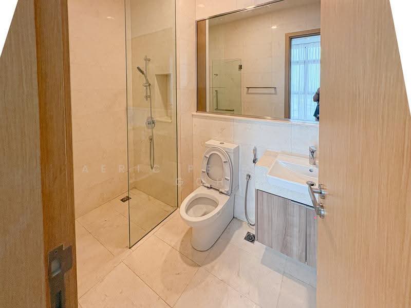 Service Residence for Sale at Megah Rise - Aeric Petrelli Goh - Bathroom - PropertyGuru.com.my