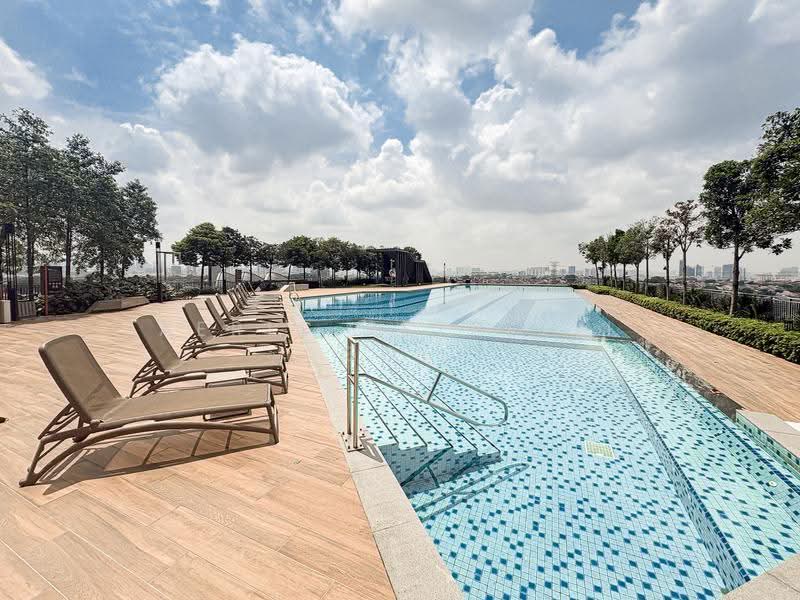 Service Residence for Sale at Megah Rise - Aeric Petrelli Goh - Pool - PropertyGuru.com.my