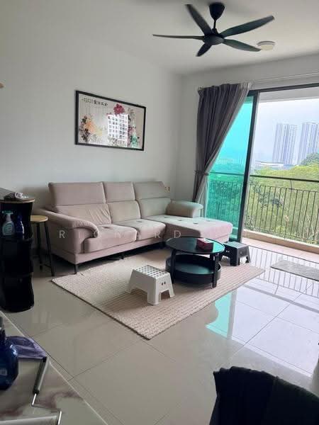 Kondominium untuk Disewa di The Henge - Richard Lee - Living Room - PropertyGuru.com.my
