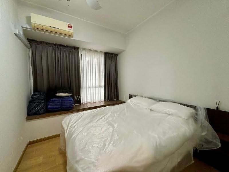 Condominium for Sale at Royal Strand @ Country Garden Danga Bay - Wei Jian Tan - Bedroom - PropertyGuru.com.my