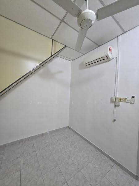 Rumah Teres 1-Tingkat untuk Dijual di Taman Sri Kluang (Kluang) - Shanel Tee - Interior - PropertyGuru.com.my