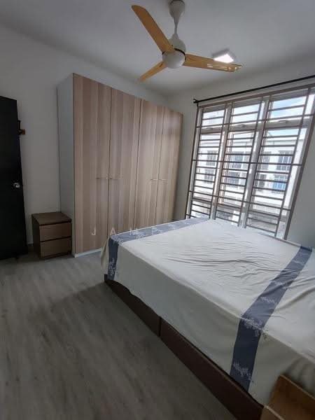 Kediaman Servis untuk Disewa di D'Ambience Residences (Pangsapuri Ikatan Flora) - Jameson Choo - Bedroom - PropertyGuru.com.my