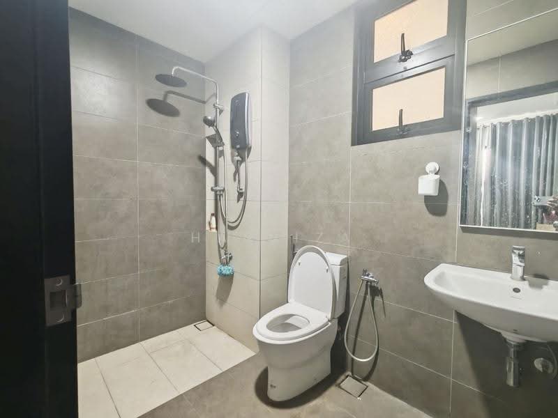 Condominium for Rent at Setia Seraya Residences - Hasniza Ibrahim - Bathroom - PropertyGuru.com.my