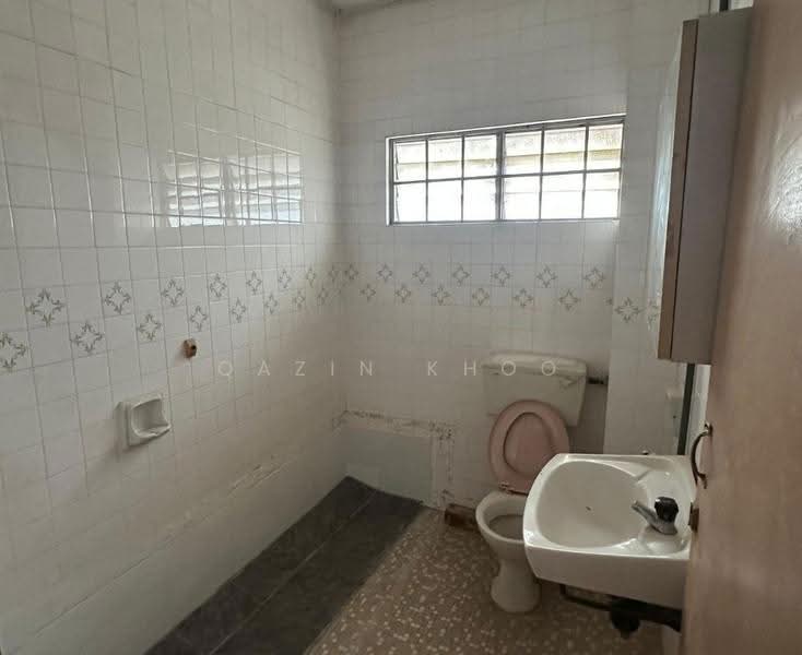 Rumah Teres 2-Tingkat untuk Dijual di Ipoh Garden (Ipoh) - Qazin Khoo - Bathroom - PropertyGuru.com.my