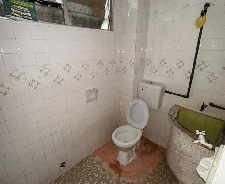 Rumah Teres 2-Tingkat untuk Dijual di Ipoh Garden (Ipoh) - Qazin Khoo - Bathroom - PropertyGuru.com.my