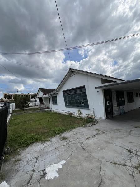 Semi-Detached House for Rent in Ipoh (Perak) - Daniel Chee - Exterior - PropertyGuru.com.my