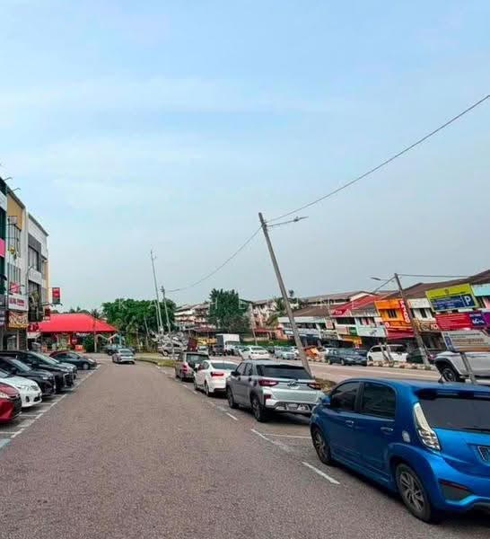 Kedai untuk Disewa di Taman Ungku Tun Aminah (Skudai) - Katherine Low - Exterior - PropertyGuru.com.my