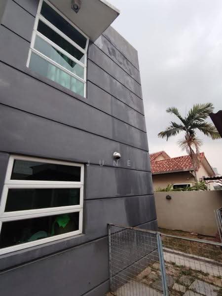 Semi-Detached House for Sale in Petaling Jaya (Selangor) - June Pei - Exterior - PropertyGuru.com.my