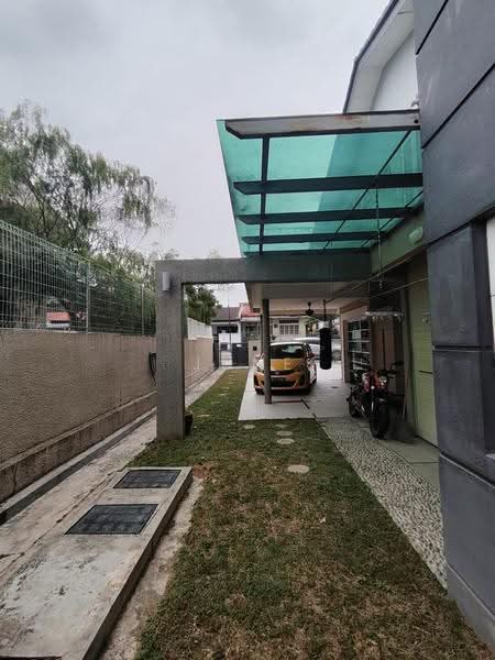 Semi-Detached House for Sale in Petaling Jaya (Selangor) - June Pei - Exterior - PropertyGuru.com.my