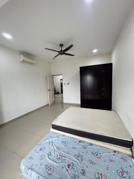 3-storey Terraced House for Sale in Taman Suria (Johor Bahru) - Jeny - Bedroom - PropertyGuru.com.my