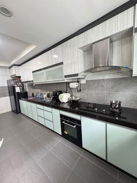 3-storey Terraced House for Sale in Taman Suria (Johor Bahru) - Jeny - Kitchen - PropertyGuru.com.my