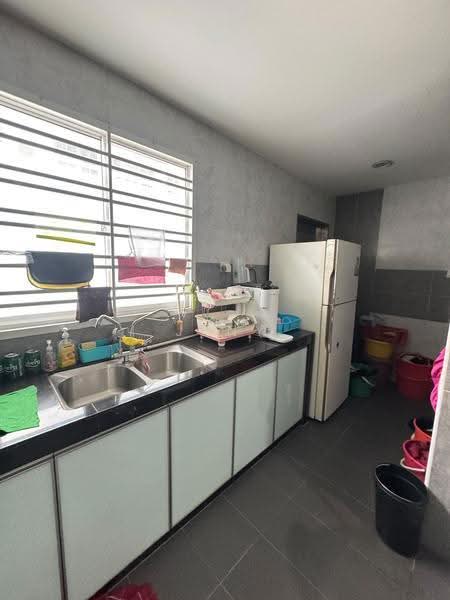 3-storey Terraced House for Sale in Taman Suria (Johor Bahru) - Jeny - Kitchen - PropertyGuru.com.my
