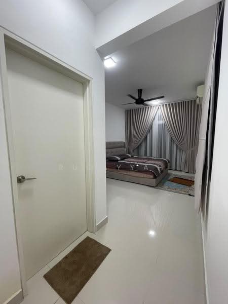 Kondominium untuk Disewa di Flora Rosa - Ruqayyah Hashim - Corridor - PropertyGuru.com.my