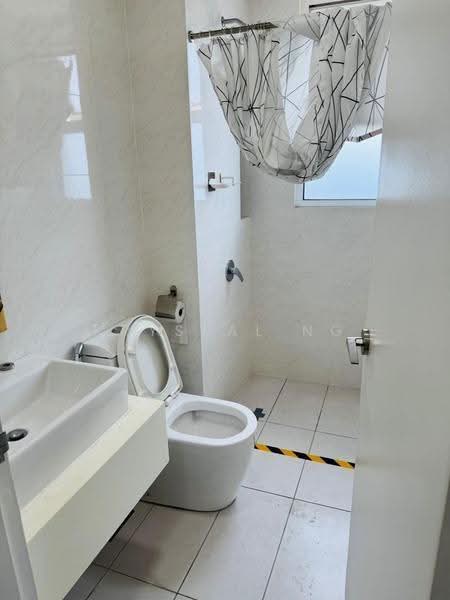 Kediaman Servis untuk Dijual di Eco Sky - Krystal Ng - PropertyGuru.com.my