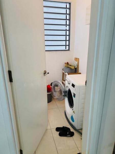 Kediaman Servis untuk Dijual di Eco Sky - Krystal Ng - PropertyGuru.com.my