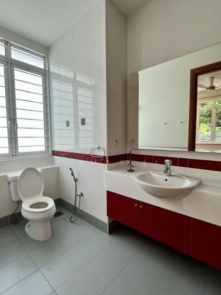 Bungalow House for Rent in Bukit Tunku (Kenny Hills) (Kuala Lumpur) - Jin May Lim - Bathroom - PropertyGuru.com.my