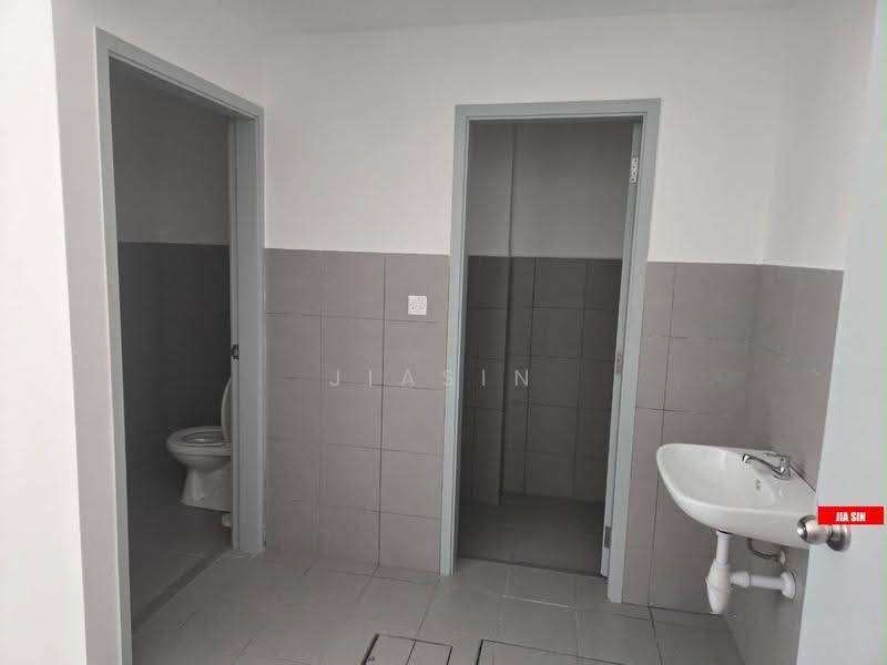 Kedai untuk Disewa di Bayan Lepas (Penang) - Jiasin Yap - Bathroom - PropertyGuru.com.my