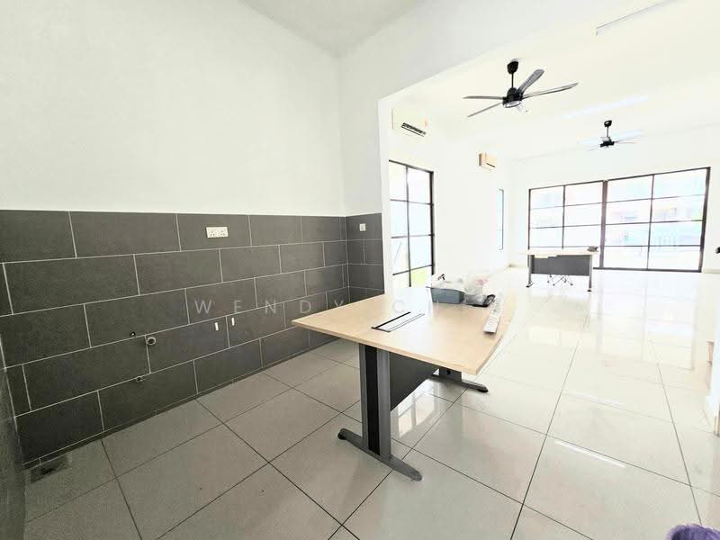 Rumah Teres 2-Tingkat untuk Dijual di 16 Sierra (Puchong) - Wendy Chin - PropertyGuru.com.my