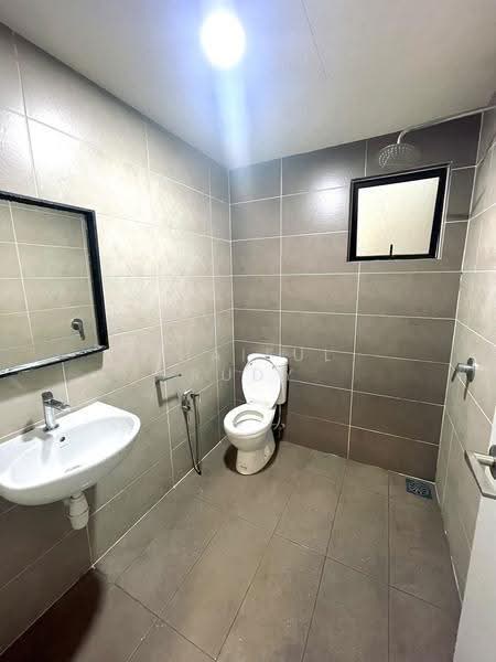 Kondominium untuk Dijual di The Greens (Residensi Hijauan) @ Subang West - Shaiful Rudy - Bathroom - PropertyGuru.com.my