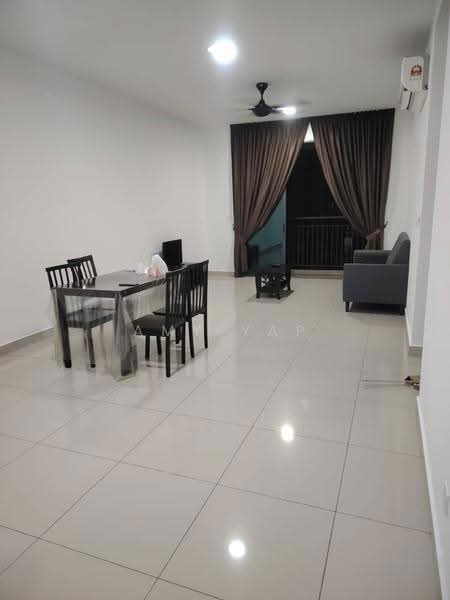 Kondominium untuk Disewa di The Henge - Amy Yap - Living Room - PropertyGuru.com.my