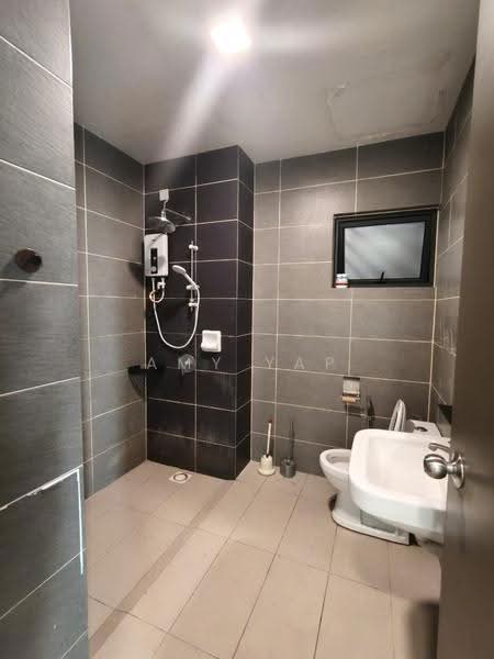 Kondominium untuk Disewa di The Henge - Amy Yap - Bathroom - PropertyGuru.com.my
