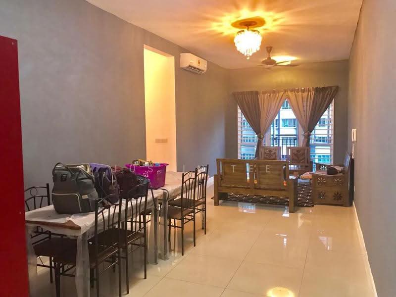 Kediaman Servis untuk Disewa di Savanna Executive Suite @ Southville City - Justin Tee - Living Room - PropertyGuru.com.my