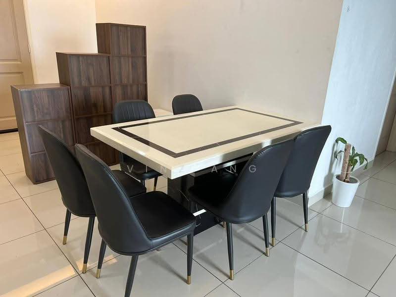 Pangsapuri untuk Disewa di Austin Suites (Permata Austin) - Vinz Ang - Dining Room - PropertyGuru.com.my