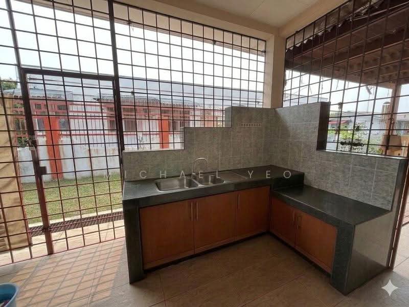 Rumah Berkembar untuk Dijual di Kampung Tunku (Petaling Jaya) - Michael Yeo - Kitchen - PropertyGuru.com.my