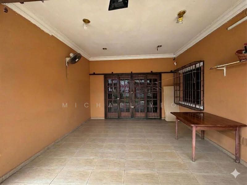 Rumah Berkembar untuk Dijual di Kampung Tunku (Petaling Jaya) - Michael Yeo - Patio Area - PropertyGuru.com.my