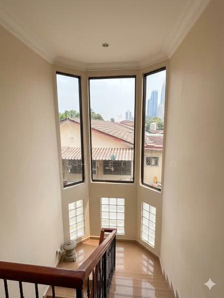 Rumah Berkembar untuk Dijual di Kampung Tunku (Petaling Jaya) - Michael Yeo - Interior - PropertyGuru.com.my