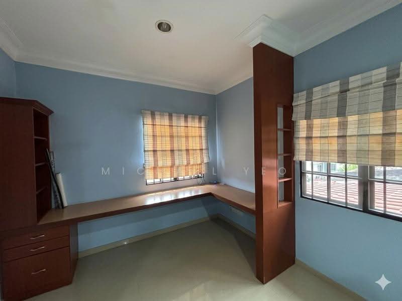 Rumah Berkembar untuk Dijual di Kampung Tunku (Petaling Jaya) - Michael Yeo - Study - PropertyGuru.com.my