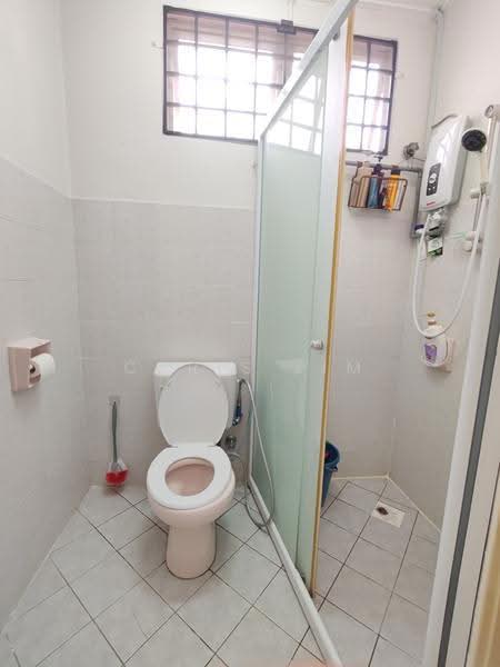 2-storey Terraced House for Sale in Bandar Utama (Selangor) - Chris Lim - Bathroom - PropertyGuru.com.my