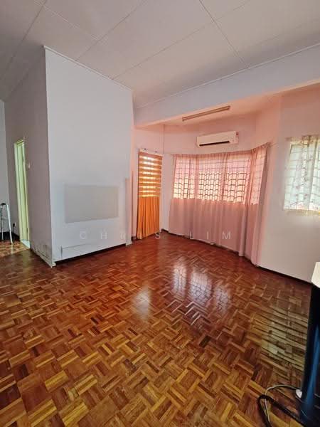 2-storey Terraced House for Sale in Bandar Utama (Selangor) - Chris Lim - Living Room - PropertyGuru.com.my