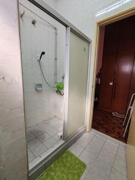 2-storey Terraced House for Sale in Bandar Utama (Selangor) - Chris Lim - Bathroom - PropertyGuru.com.my