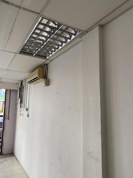 Shop / Office for Rent in Jalan Klang Lama (Old Klang Road) (Kuala Lumpur) - Jackie Tan - Interior - PropertyGuru.com.my
