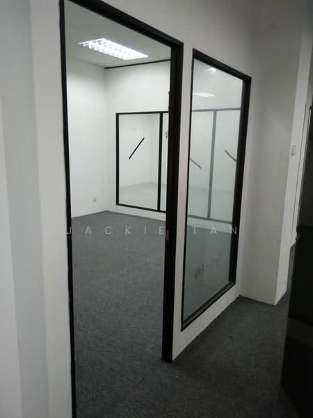 Shop / Office for Rent in Jalan Klang Lama (Old Klang Road) (Kuala Lumpur) - Jackie Tan - Interior - PropertyGuru.com.my
