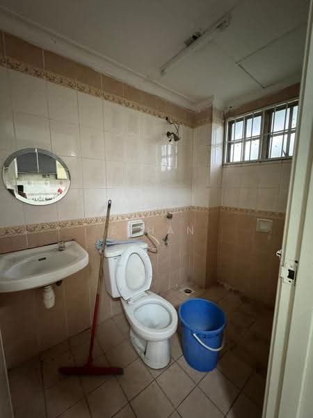 2-storey Terraced House for Sale in Bukit Rahman Putra (Sungai Buloh) - Ethan Swe - Bathroom - PropertyGuru.com.my