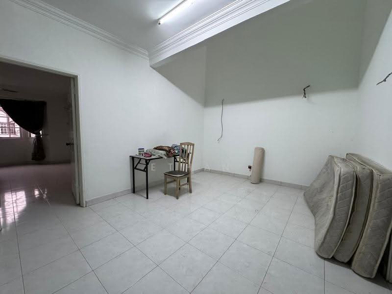 2-storey Terraced House for Sale in Bukit Rahman Putra (Sungai Buloh) - Ethan Swe - Interior - PropertyGuru.com.my