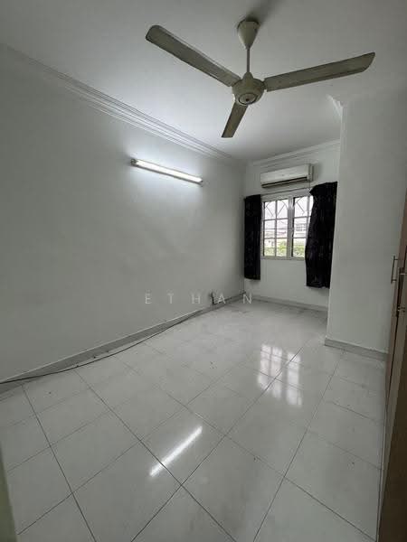 2-storey Terraced House for Sale in Bukit Rahman Putra (Sungai Buloh) - Ethan Swe - Bedroom - PropertyGuru.com.my
